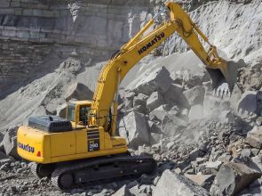 Komatsu PC390LC-11 Türkiye’de efsane seri daha güçlü ve daha verimli geri dönüyor